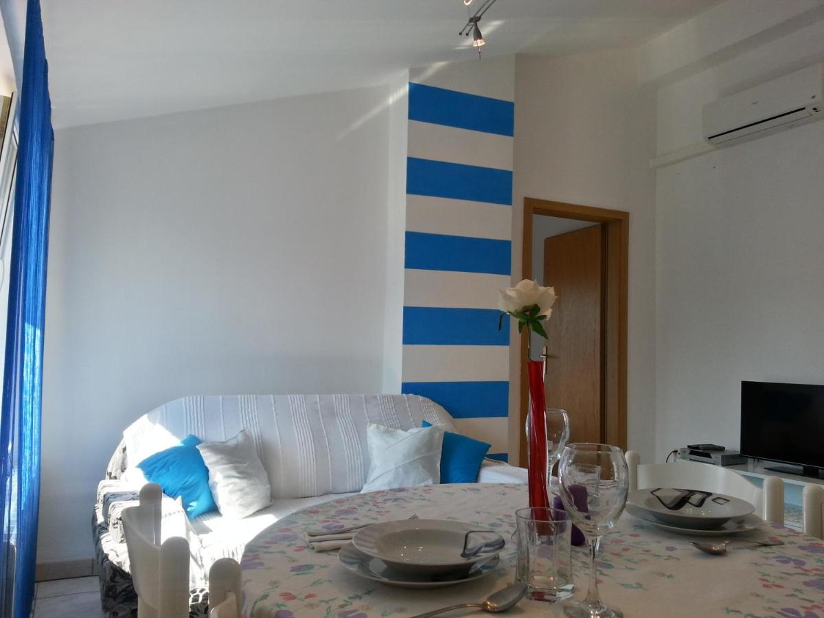 Apartmani Elena Malinska Exterior foto