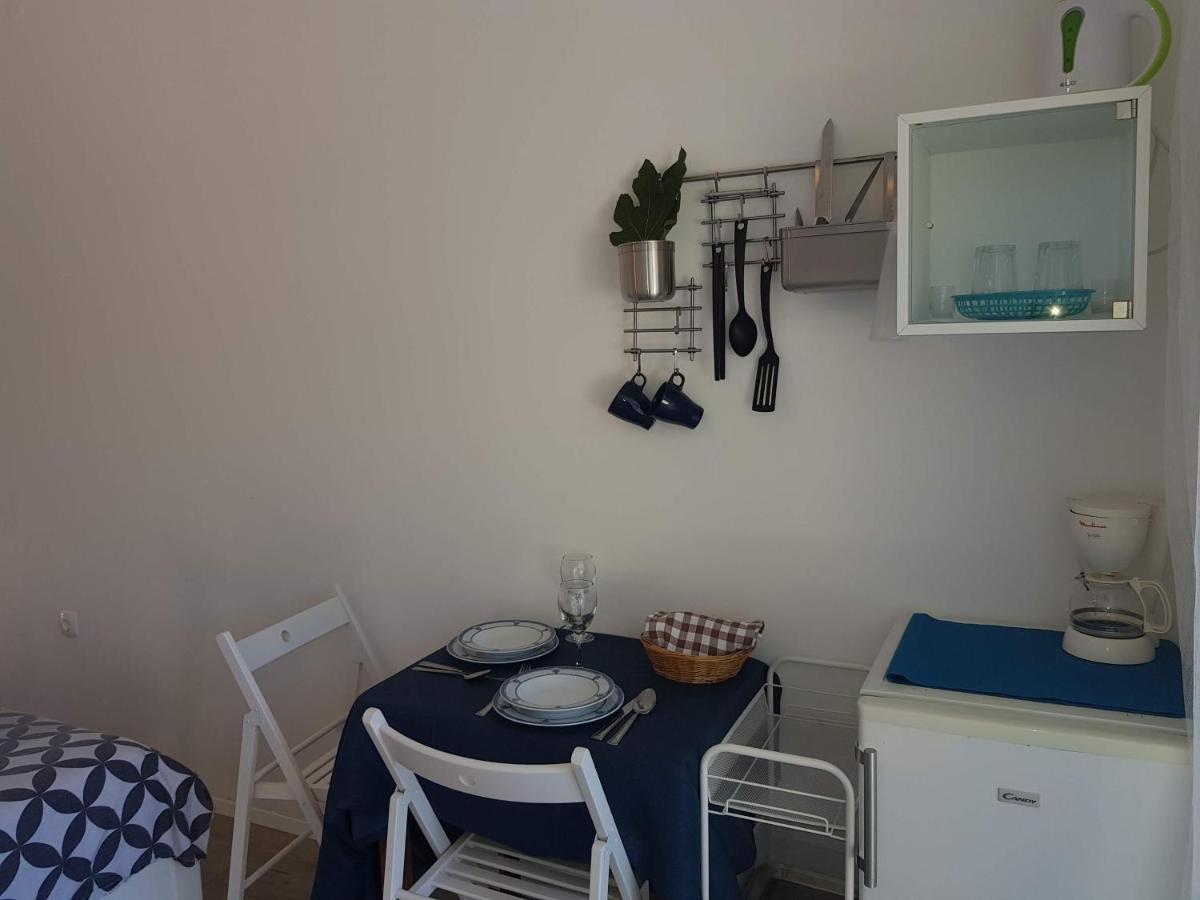 Apartmani Elena Malinska Exterior foto
