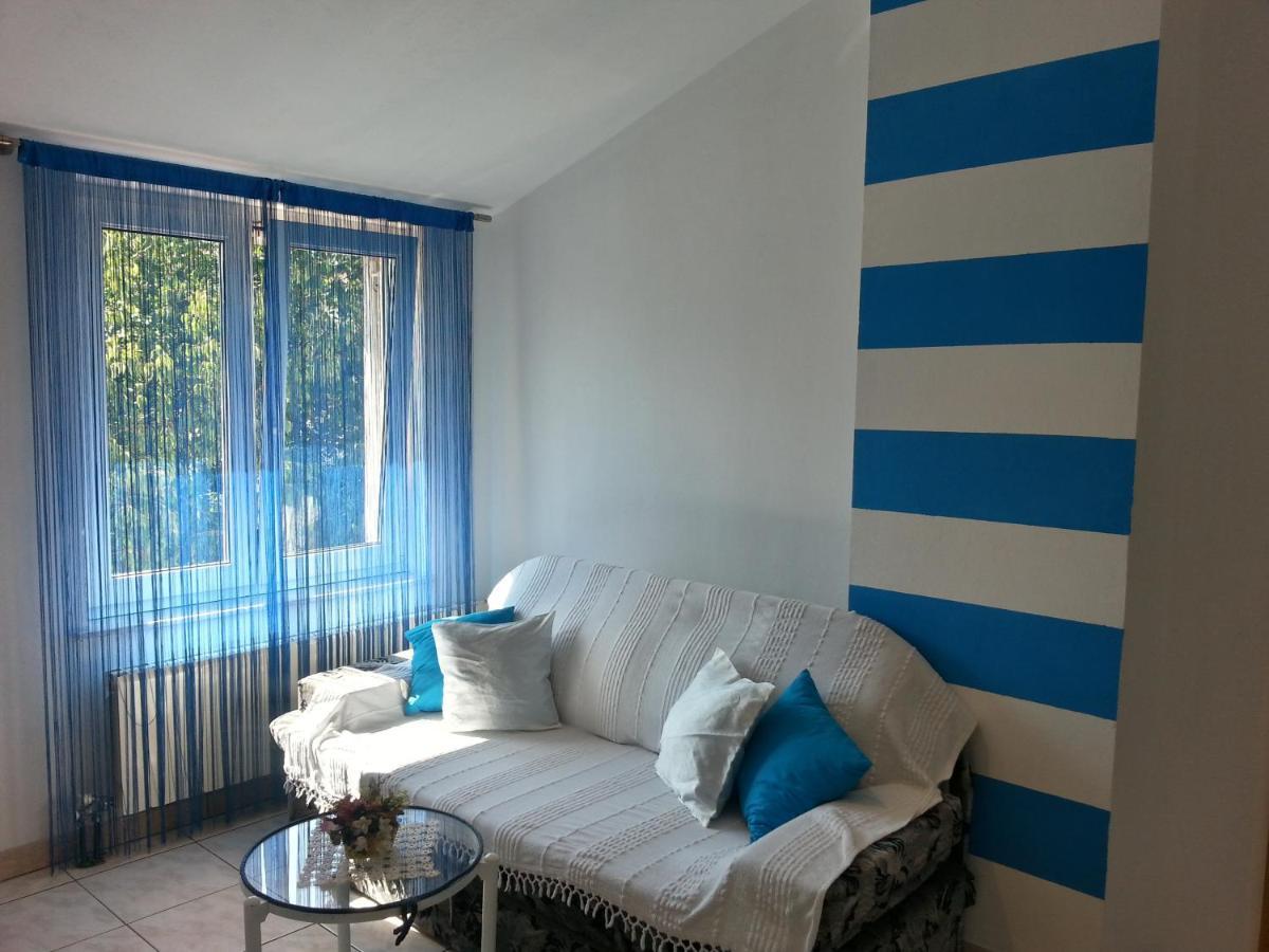 Apartmani Elena Malinska Exterior foto