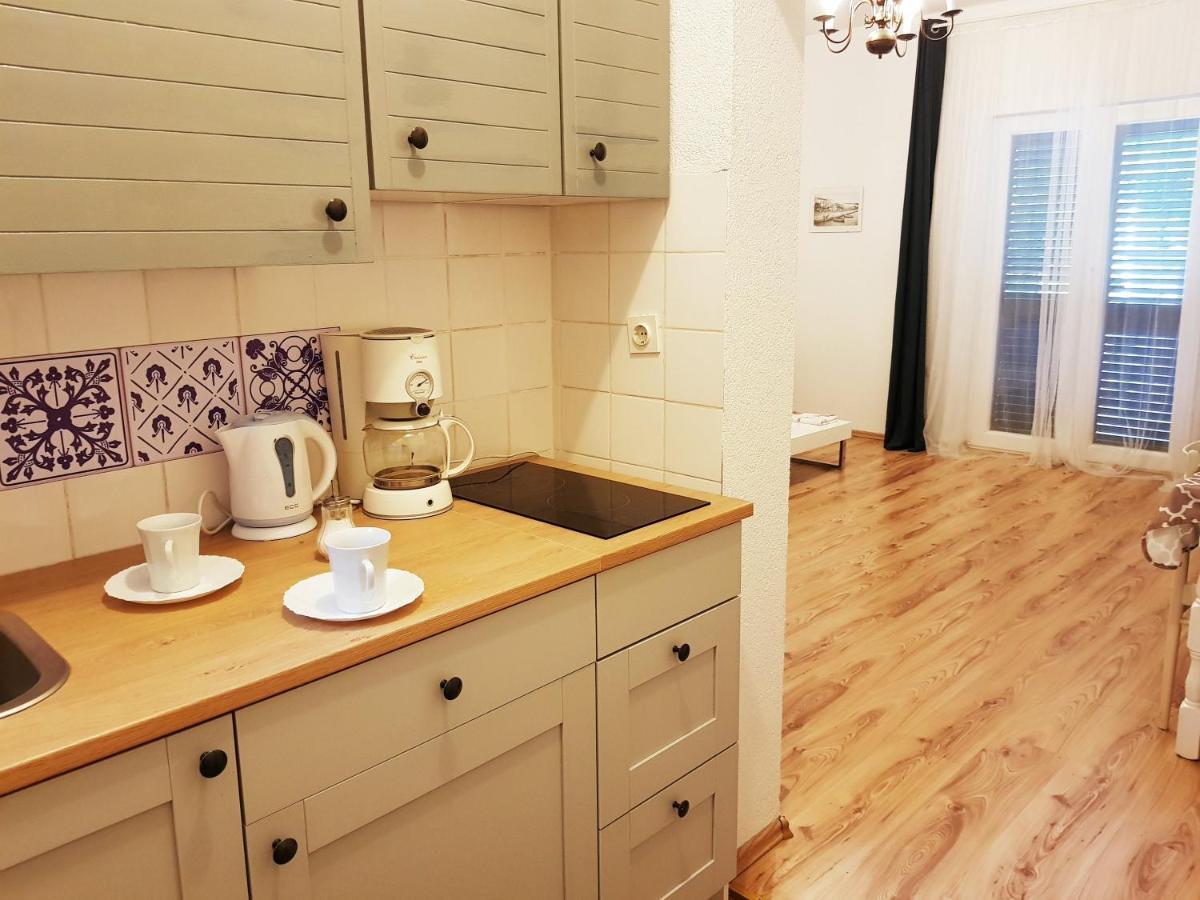 Apartmani Elena Malinska Exterior foto
